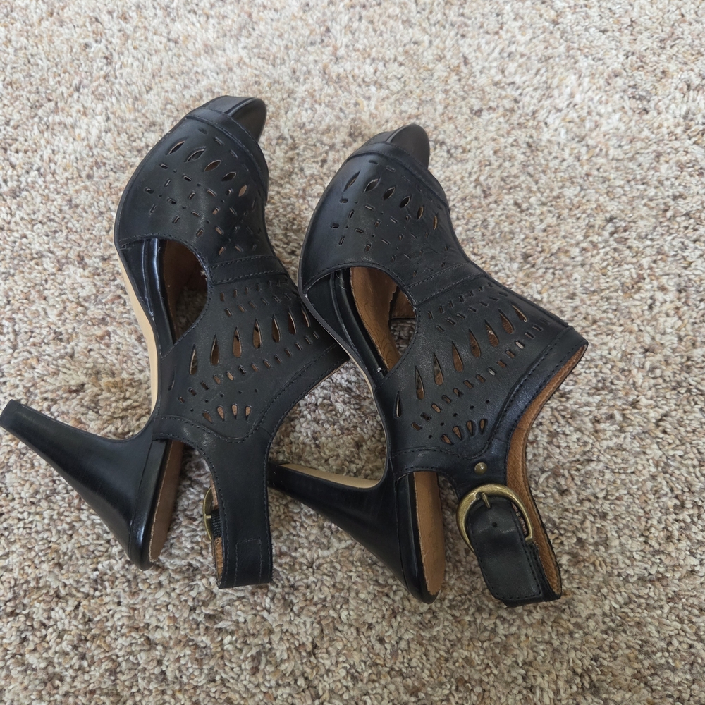 Indigo Black Cutout Leather High Heel Sandals - Picture 3 of 4